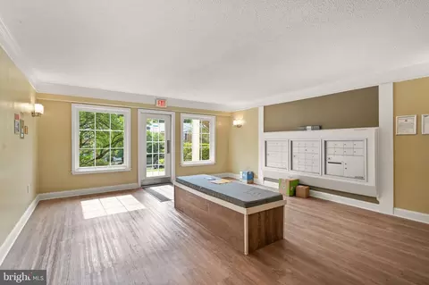 7721 Tremayne Pl #111, Mclean, VA 22102 photo 2