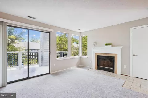 1506 D Summerchase Ct #1506-D, Reston, VA 20194 photo 4