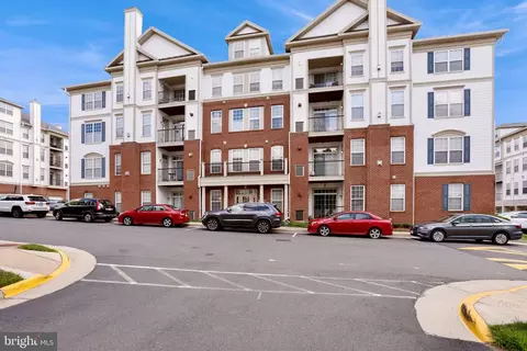 11575 Cavalier Landing Ct #304, Fairfax, VA 22030