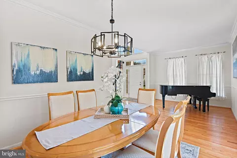 Dining - 12836 Piney Point Pl, Herndon, VA 20171 photo 1 of 2