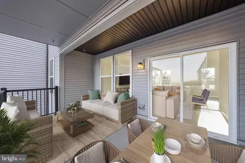 Exterior - 4680 Westfields Blvd, Chantilly, VA 20151 photo 2 of 6