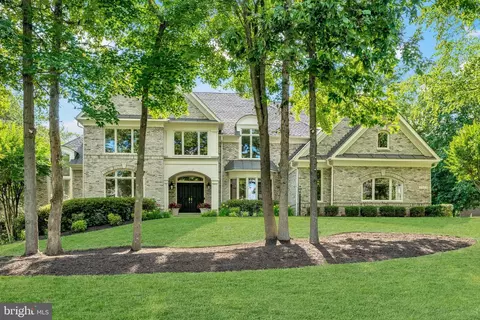 1062 Great Passage Blvd, Great Falls, VA 22066