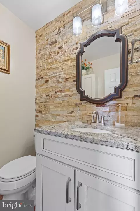 9730 Stipp St, Burke, VA 22015 photo 24
