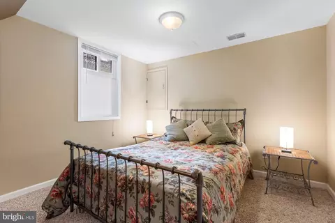 9730 Stipp St, Burke, VA 22015 photo 38