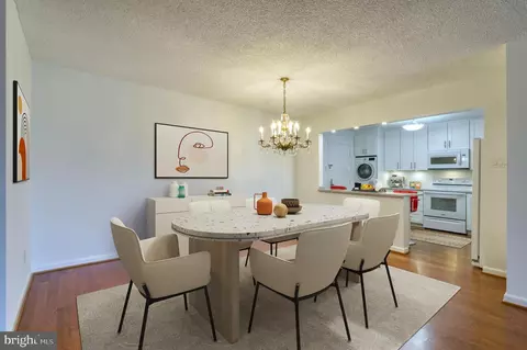 Dining - 1800 Old Meadow Rd #904, Mclean, VA 22102 photo 3 of 5