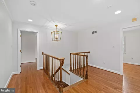 8205 Falstaff Rd, Mclean, VA 22102 photo 22