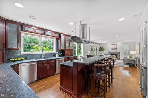 8205 Falstaff Rd, Mclean, VA 22102 photo 7