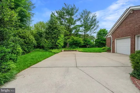 8205 Falstaff Rd, Mclean, VA 22102 photo 49