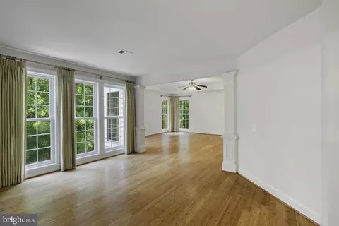 Living - 8705 Bitterroot Ct, Lorton, VA 22079 photo 9 of 9