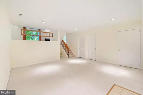 2053 Wethersfield Ct, Reston, VA 20191 photo 23