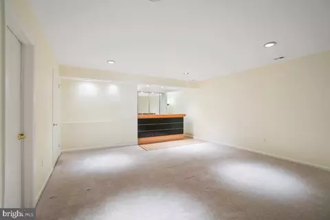 2053 Wethersfield Ct, Reston, VA 20191 photo 22