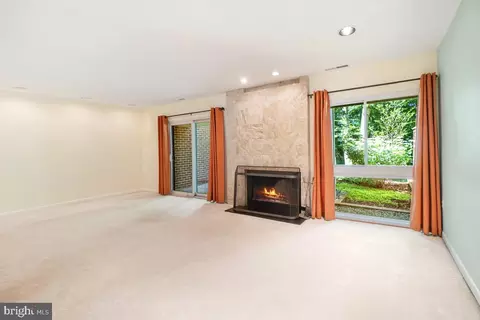 2053 Wethersfield Ct, Reston, VA 20191 photo 20