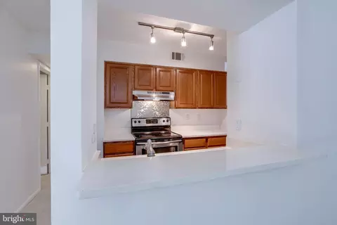Kitchen - 5790 Rexford Ct #5790A, Springfield, VA 22152 photo 1 of 4