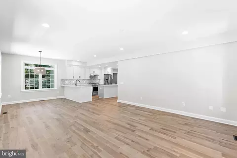 11806 Triple Crown Rd, Reston, VA 20191 photo 29