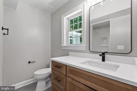 11806 Triple Crown Rd, Reston, VA 20191 photo 14