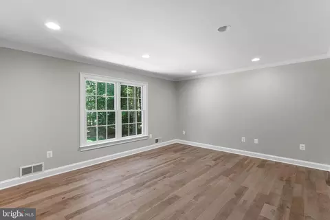11806 Triple Crown Rd, Reston, VA 20191 photo 13