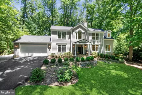 11806 Triple Crown Rd, Reston, VA 20191 photo 2