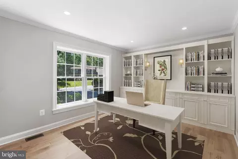11806 Triple Crown Rd, Reston, VA 20191 photo 10