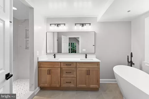 11806 Triple Crown Rd, Reston, VA 20191 photo 38