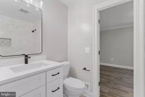11806 Triple Crown Rd, Reston, VA 20191 photo 45