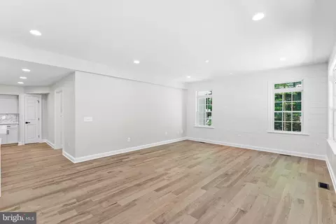 11806 Triple Crown Rd, Reston, VA 20191 photo 28