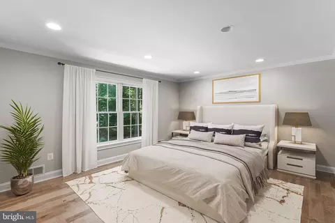 11806 Triple Crown Rd, Reston, VA 20191 photo 12