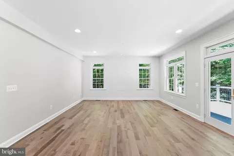 11806 Triple Crown Rd, Reston, VA 20191 photo 27