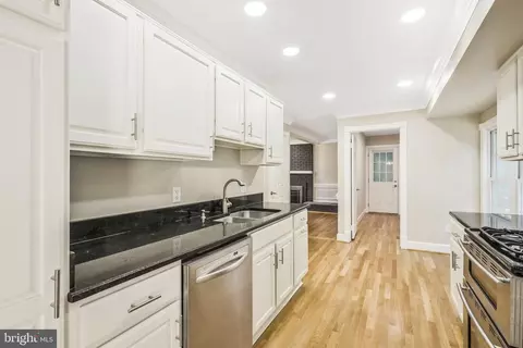 8623 Old Keene Mill Rd, Springfield, VA 22152 photo 15