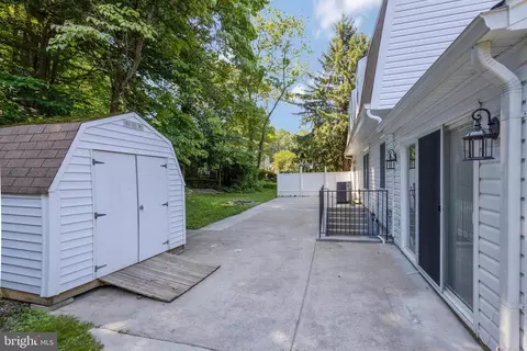 8623 Old Keene Mill Rd, Springfield, VA 22152 photo 14