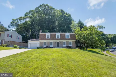 8623 Old Keene Mill Rd, Springfield, VA 22152
