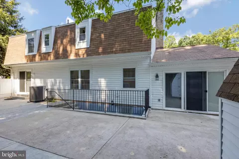 8623 Old Keene Mill Rd, Springfield, VA 22152 photo 13