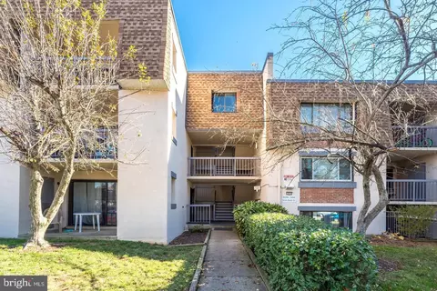 7950 Seven Woods Dr #H, Alexandria, VA 22309