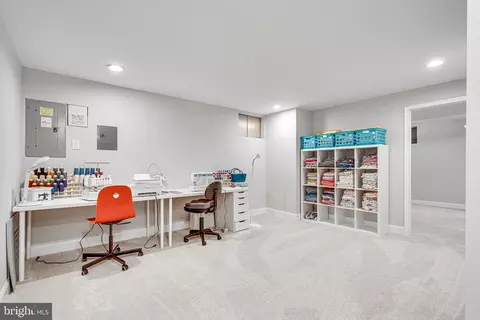 9870 Natick Rd, Burke, VA 22015 photo 41