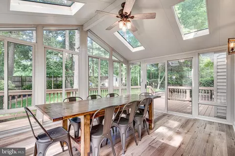 9870 Natick Rd, Burke, VA 22015 photo 21