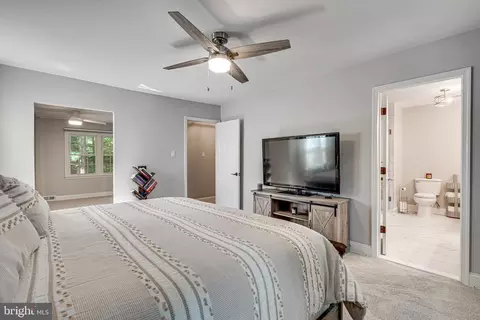 9870 Natick Rd, Burke, VA 22015 photo 26