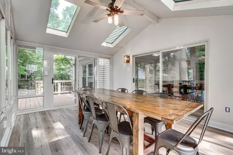 9870 Natick Rd, Burke, VA 22015 photo 22