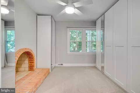 9870 Natick Rd, Burke, VA 22015 photo 31
