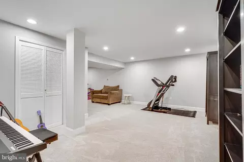9870 Natick Rd, Burke, VA 22015 photo 39