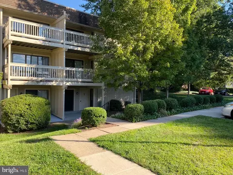 5766 I Rexford Ct, Springfield, VA 22152