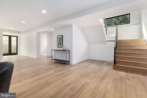 Entry Way - Undisclosed, Mclean, VA 22101 photo 14 of 18