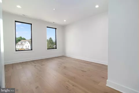 Bedroom - Undisclosed, Mclean, VA 22101 photo 5 of 6
