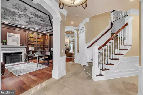 Entry Way - 7247 Addington Dr, Mclean, VA 22101 photo 6 of 12