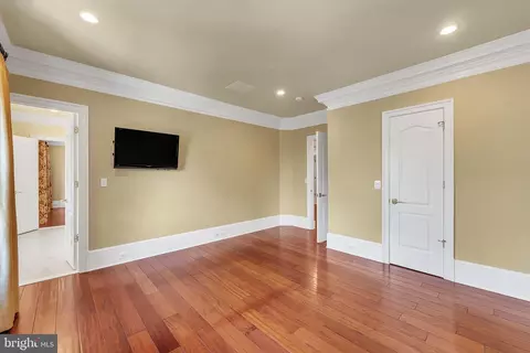 Bedroom - 7247 Addington Dr, Mclean, VA 22101 photo 4 of 7