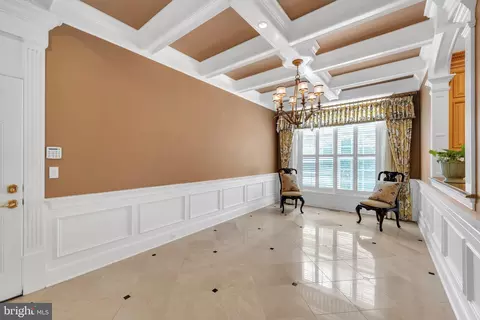 Entry Way - 7247 Addington Dr, Mclean, VA 22101 photo 4 of 12