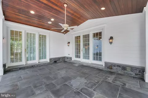 Exterior - 7247 Addington Dr, Mclean, VA 22101 photo 6 of 12