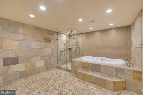 Bath - 7247 Addington Dr, Mclean, VA 22101 photo 11 of 12