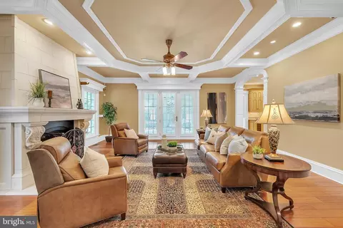 Living - 7247 Addington Dr, Mclean, VA 22101 photo 4 of 5
