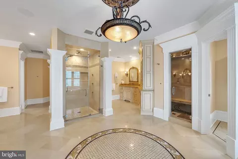Bath - 7247 Addington Dr, Mclean, VA 22101 photo 3 of 12