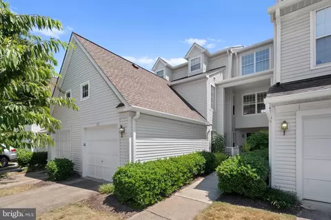 6607 Netties Ln #1605, Alexandria, VA 22315
