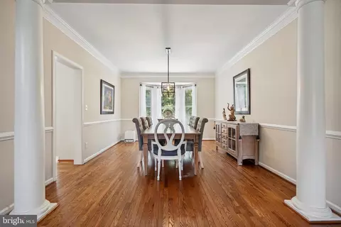 Entry Way - 10936 Hunter Gate Way, Reston, VA 20194 photo 4 of 8